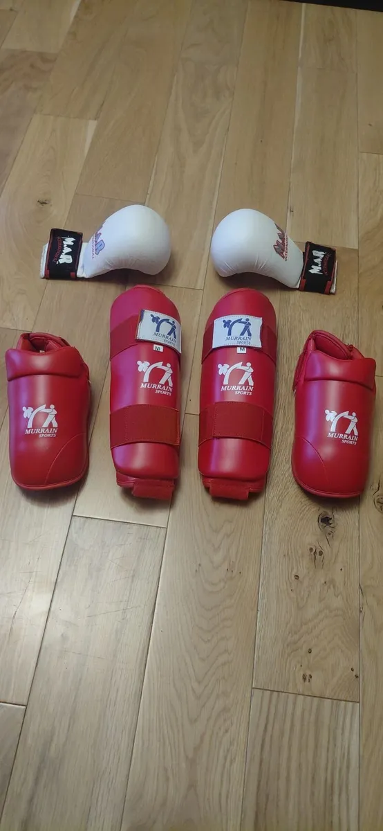 Sports equipment - Image 1