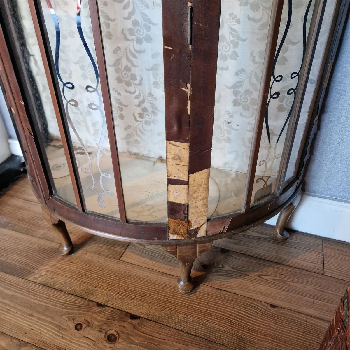 Half Moon Cabinet - Image 4