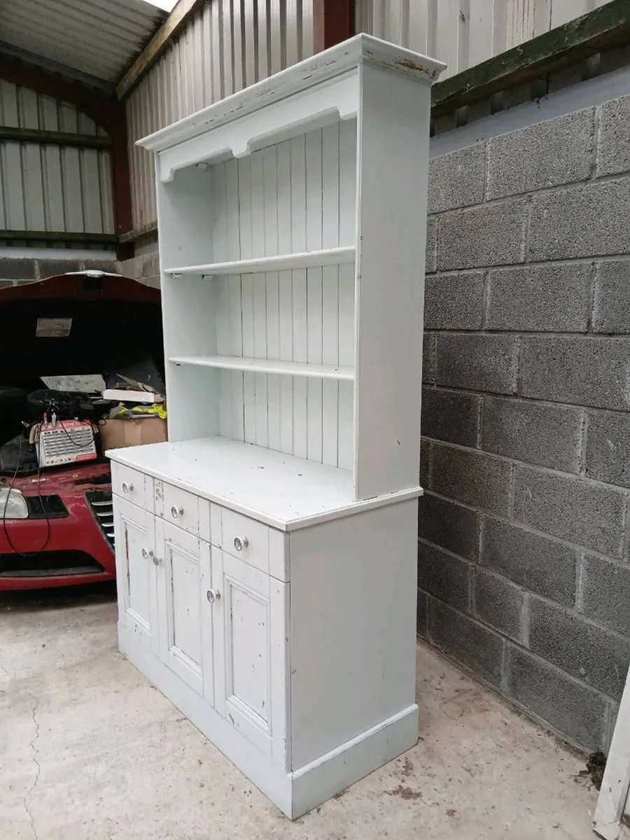 Kitchen dresser - Image 1