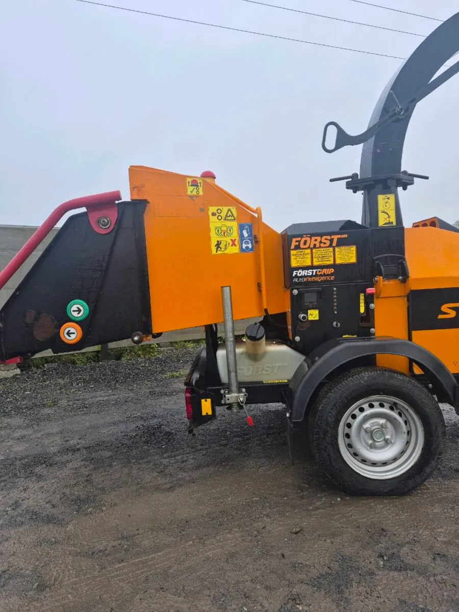2022 Forst SD6D Wood Chipper - Image 3