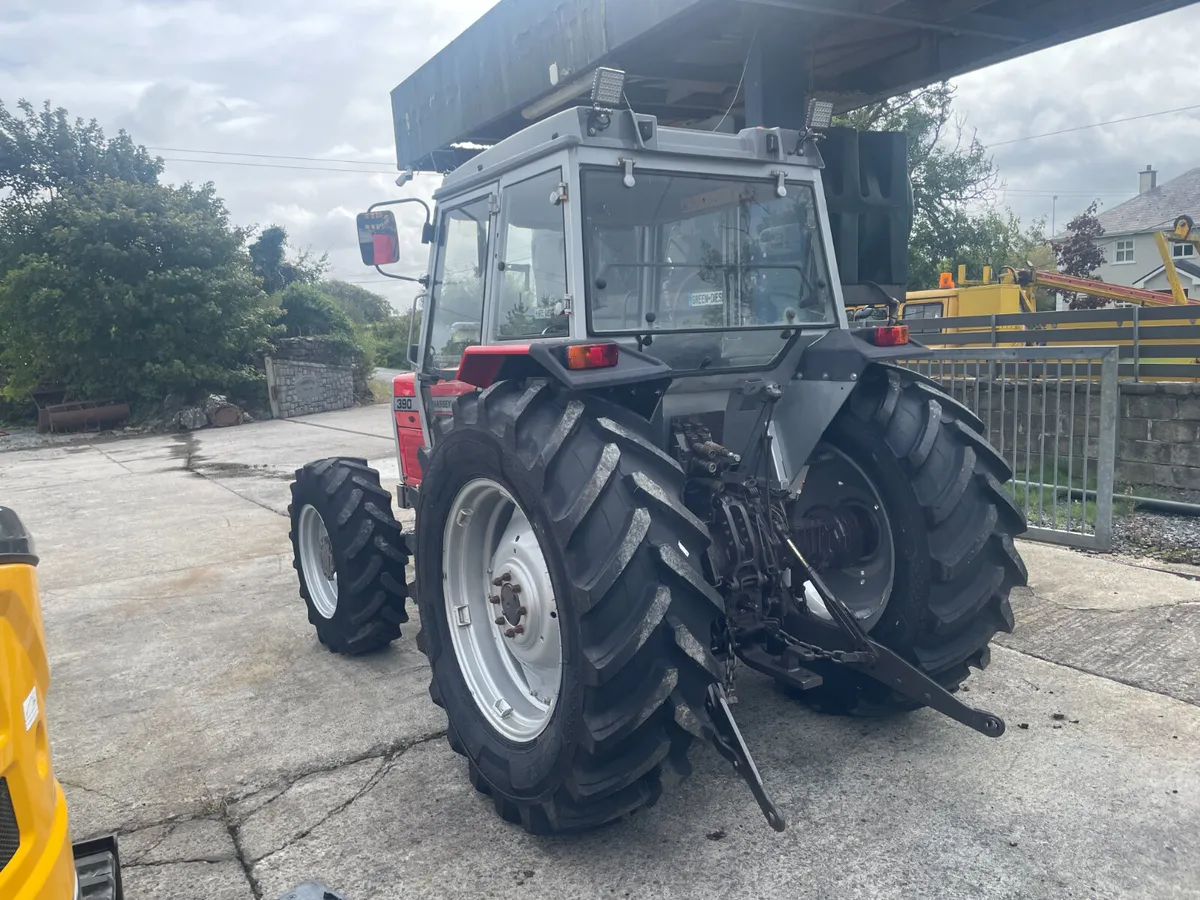 MF 390 - Image 2