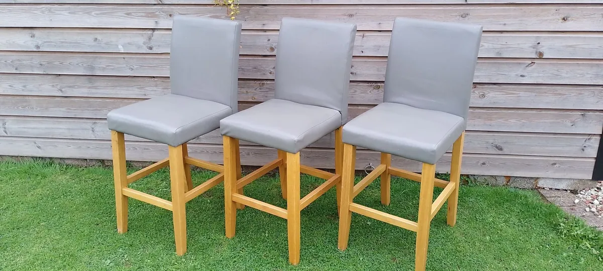 3 High stools - Image 1
