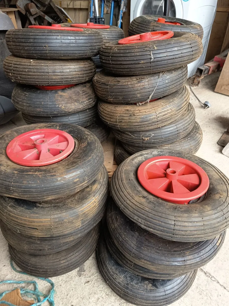 32 3.50-6 wheels with tyres - Image 2
