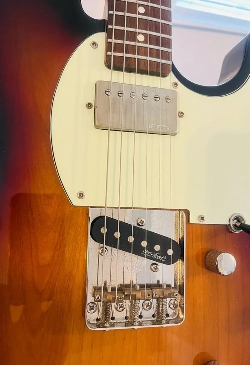 Vintage AV2 Telecaster - Image 4