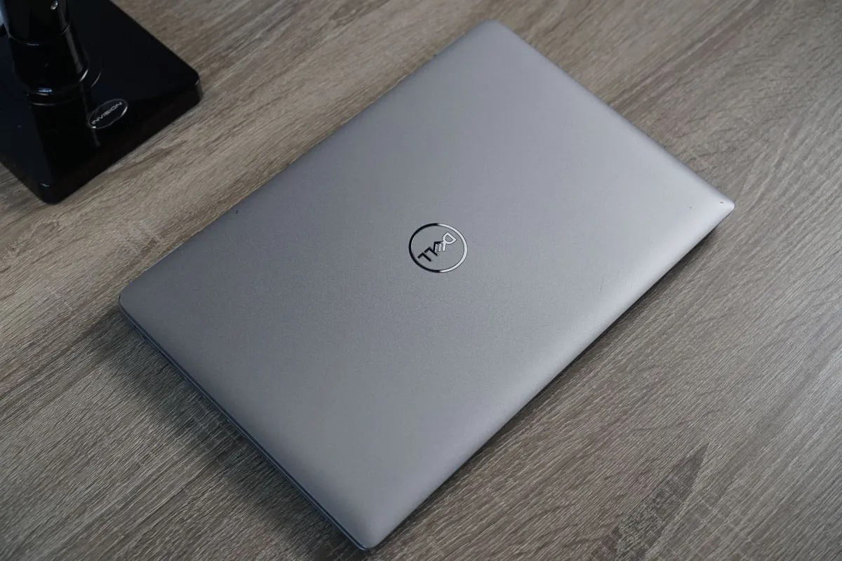 Dell Latitude 5450 | Core Ultra 5 | 16GB DDR5 - Image 3