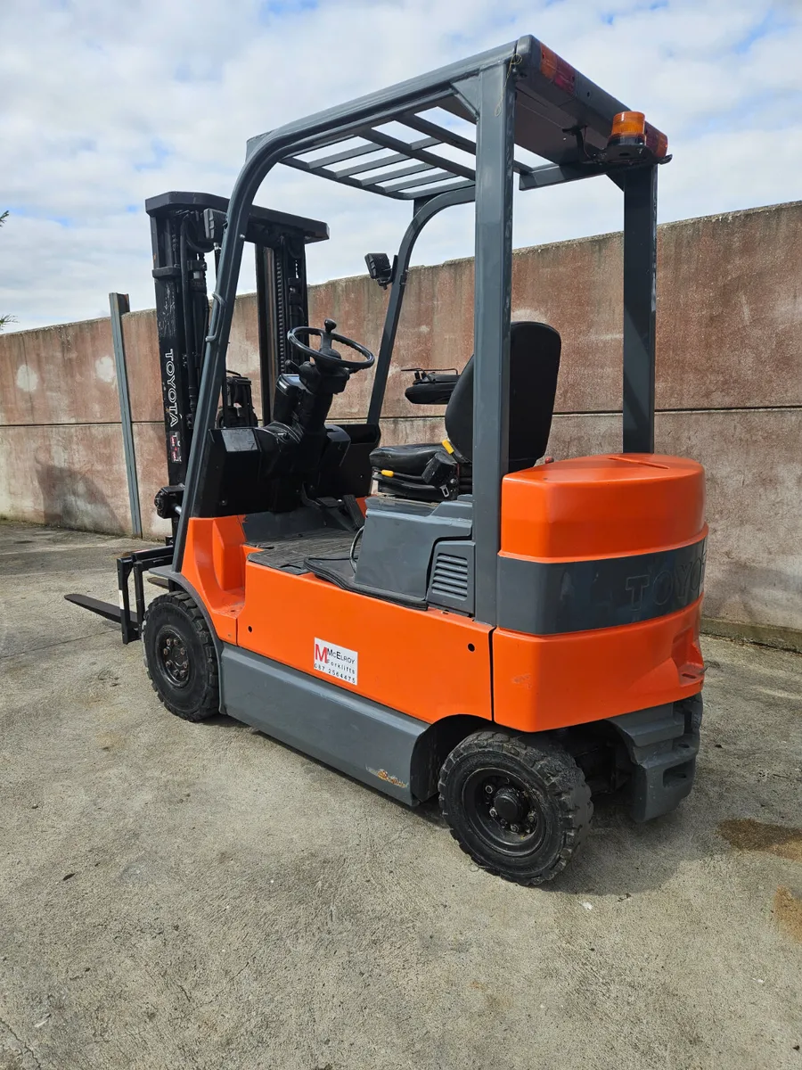 Toyota 2.5 Electric Forklift - Image 2