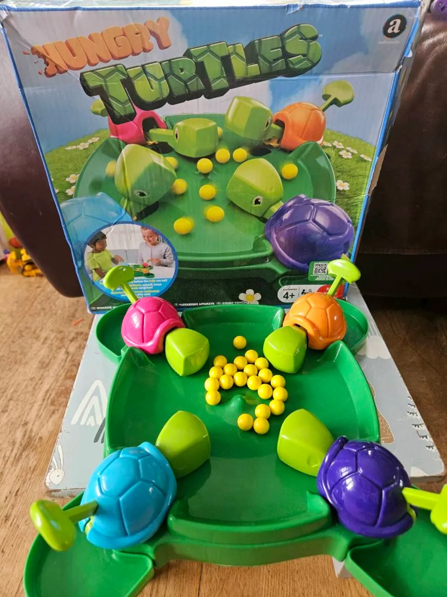 Hungry Turtles Game
