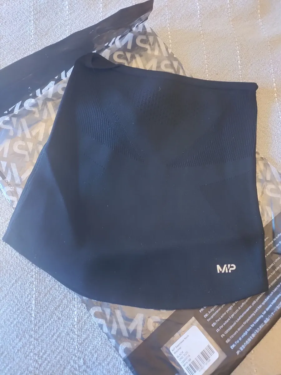 MyProtein Snood New - Image 1
