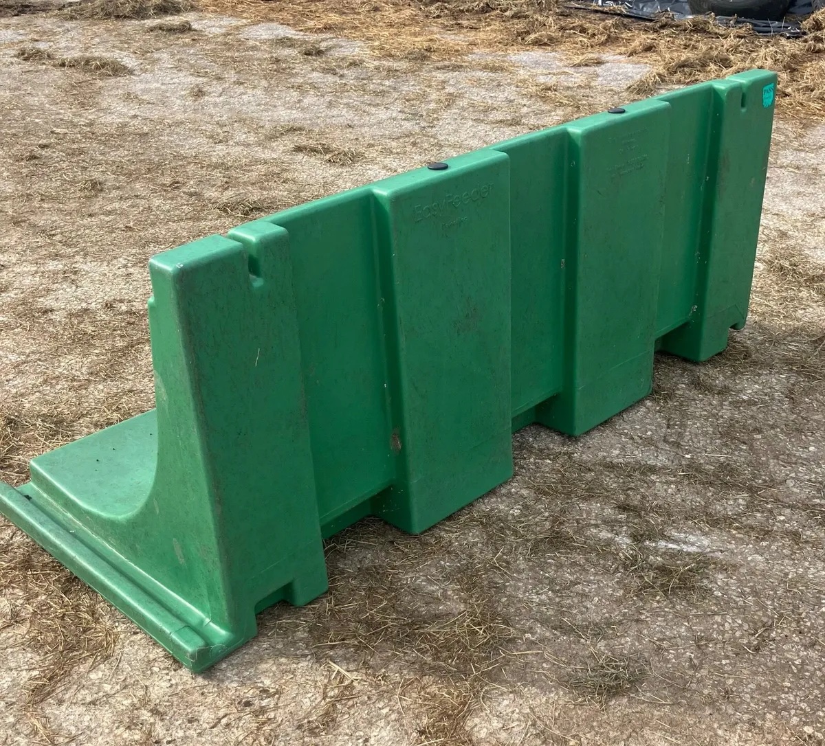 Easy feeder plastic feed troughs - Image 1