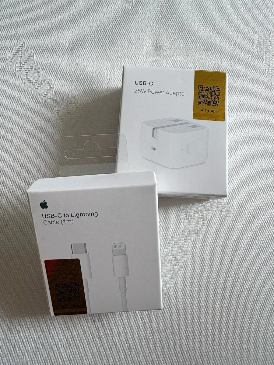 IPhone USB-C to Lightening +  25W USB-C Adapter