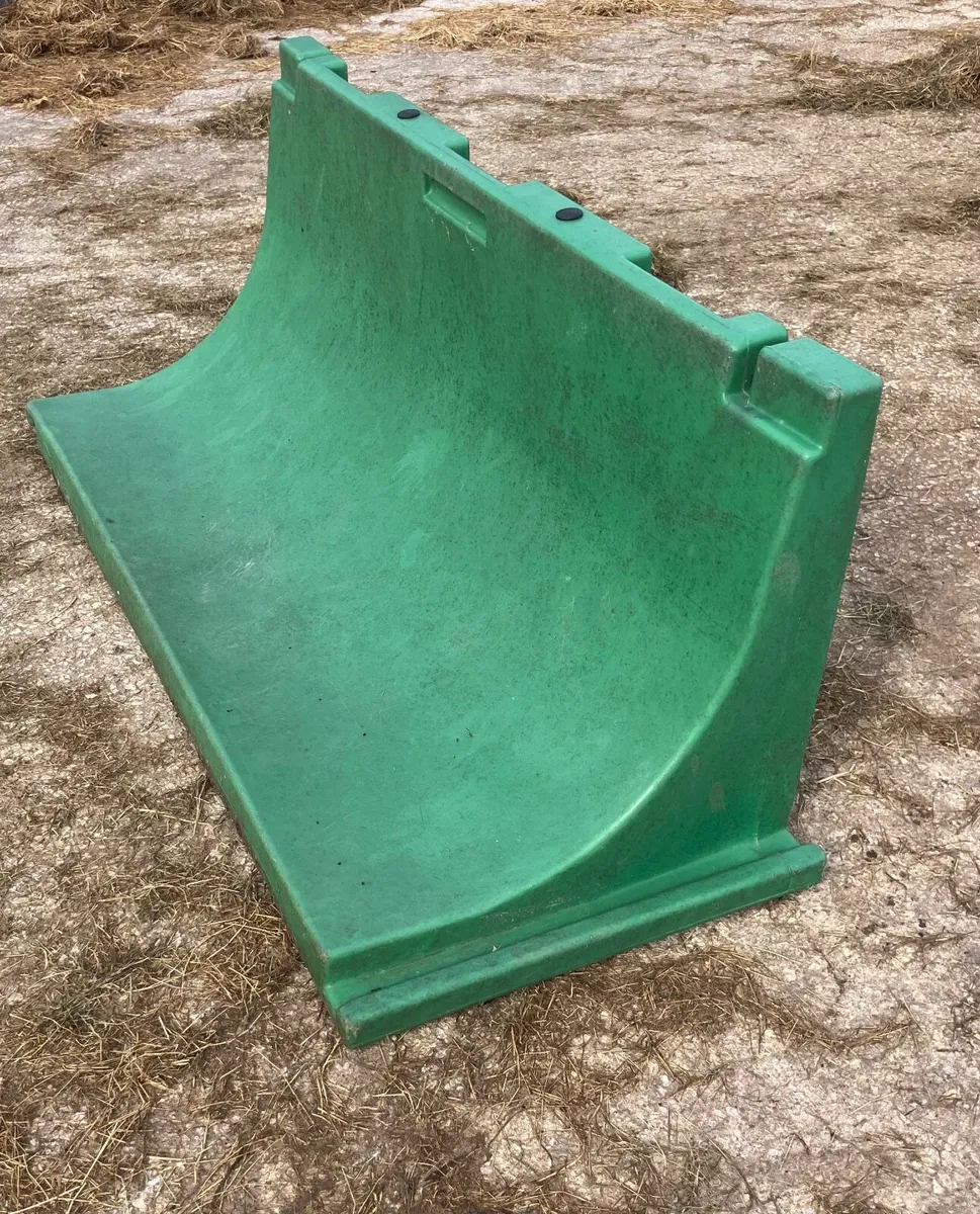 Easy feeder plastic feed troughs - Image 2