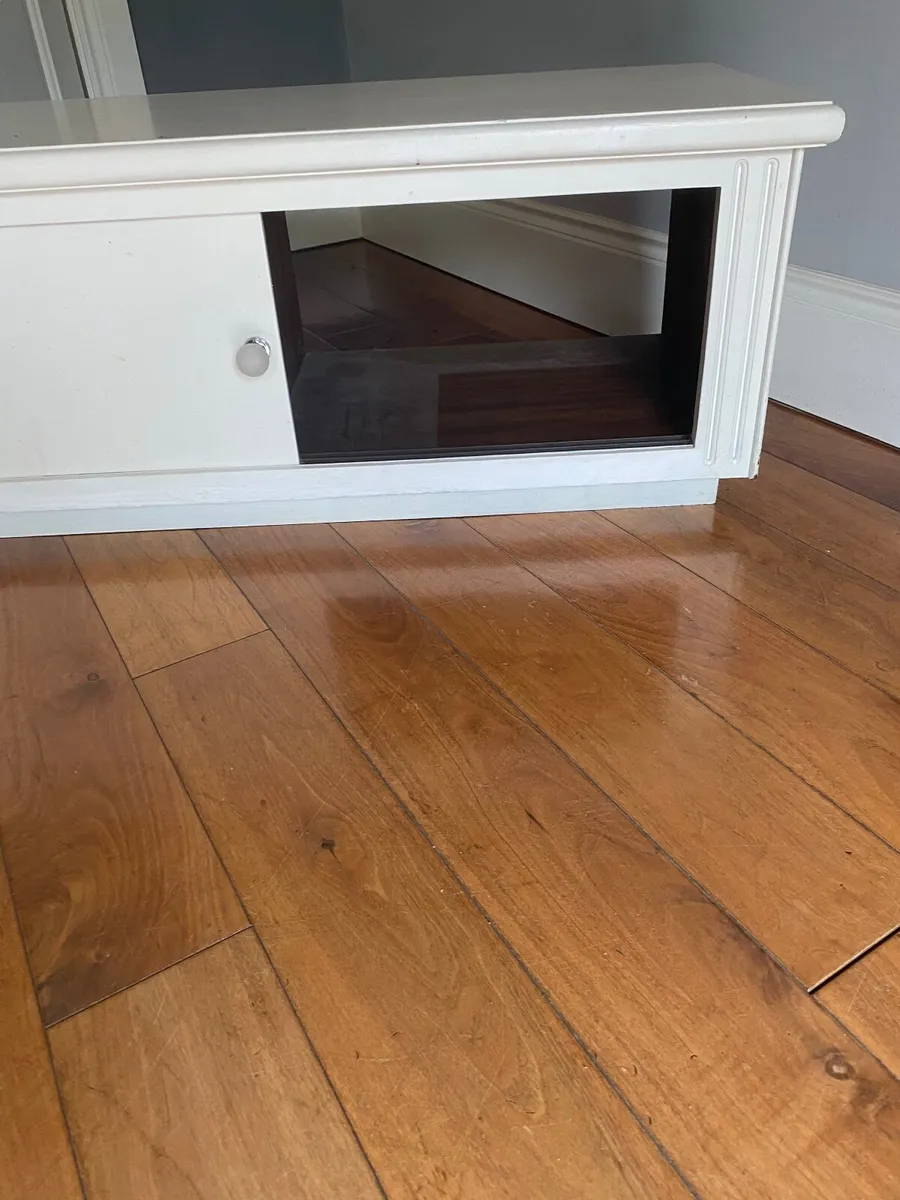 TV / Side Unit - Image 3