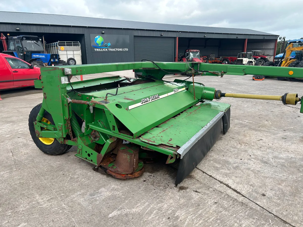 2001 John Deere 1365 For parts or Repairs - Image 2