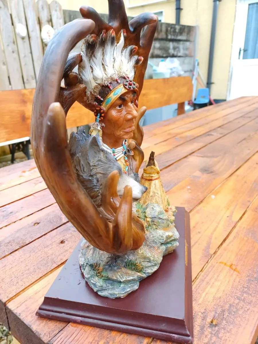 Vintage Native American Figure - Image 4