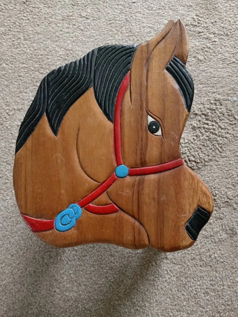 Kids Wooden stool - Image 1