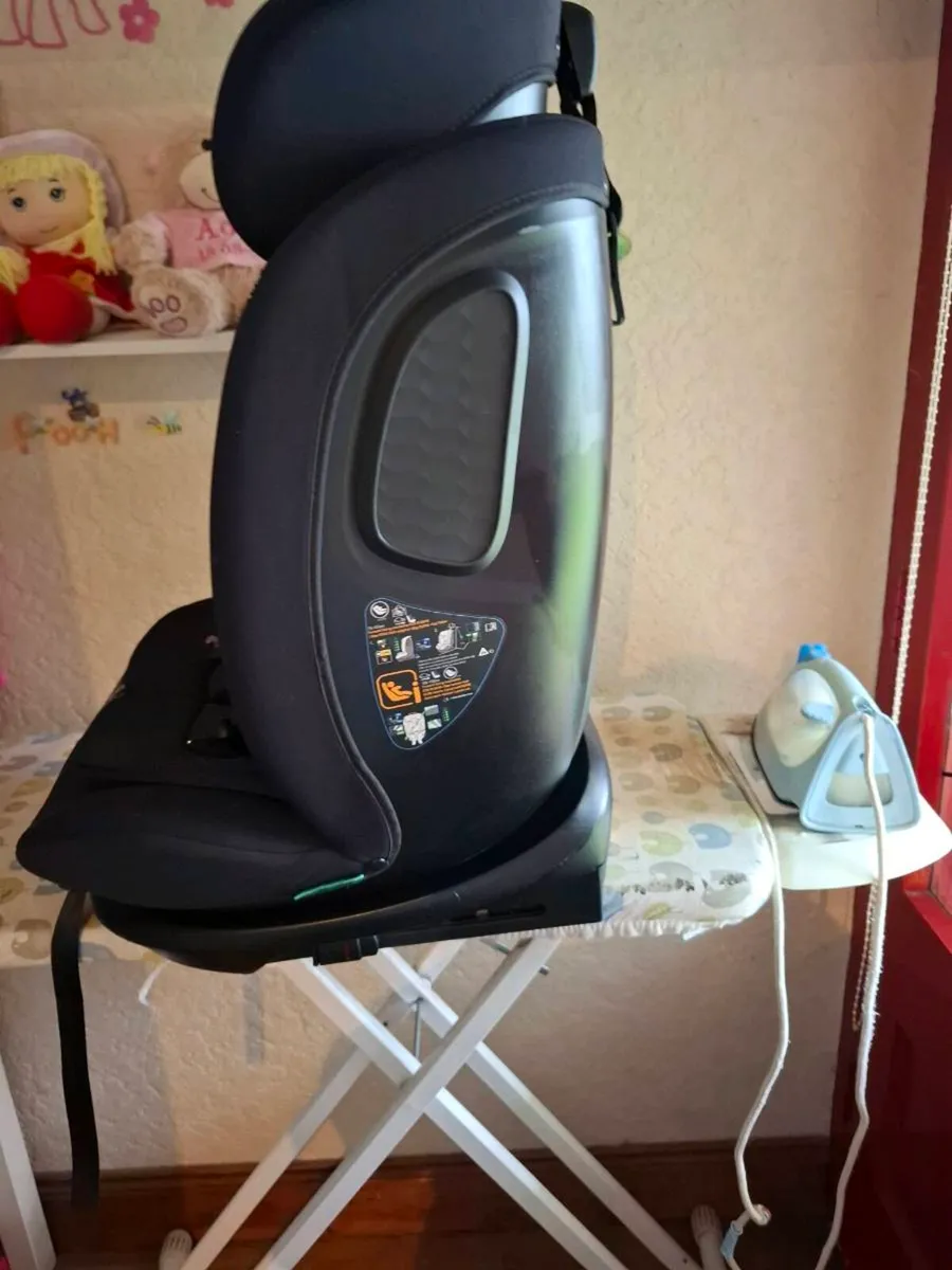 Car seat - Image 3