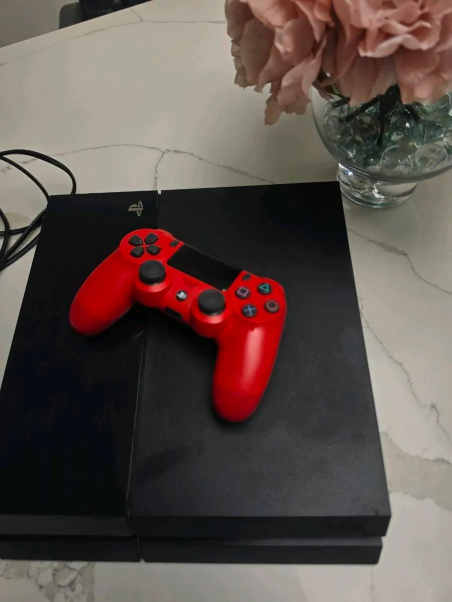 Sony Playstation 4 - Image 3