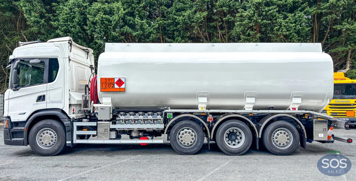 2026 Scania 460G Tridem Rigid Tanker - Image 2