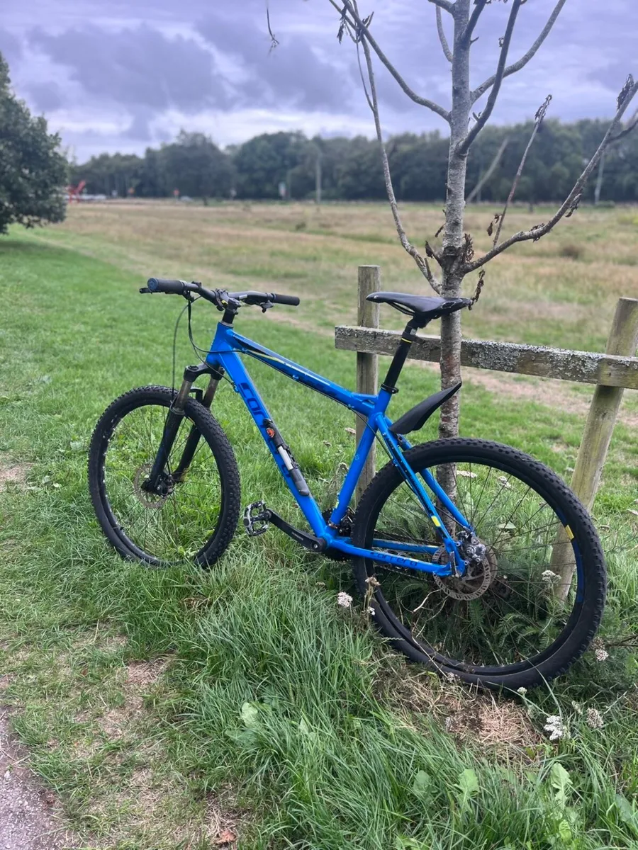 Carrera vengeance bicycle - Image 2
