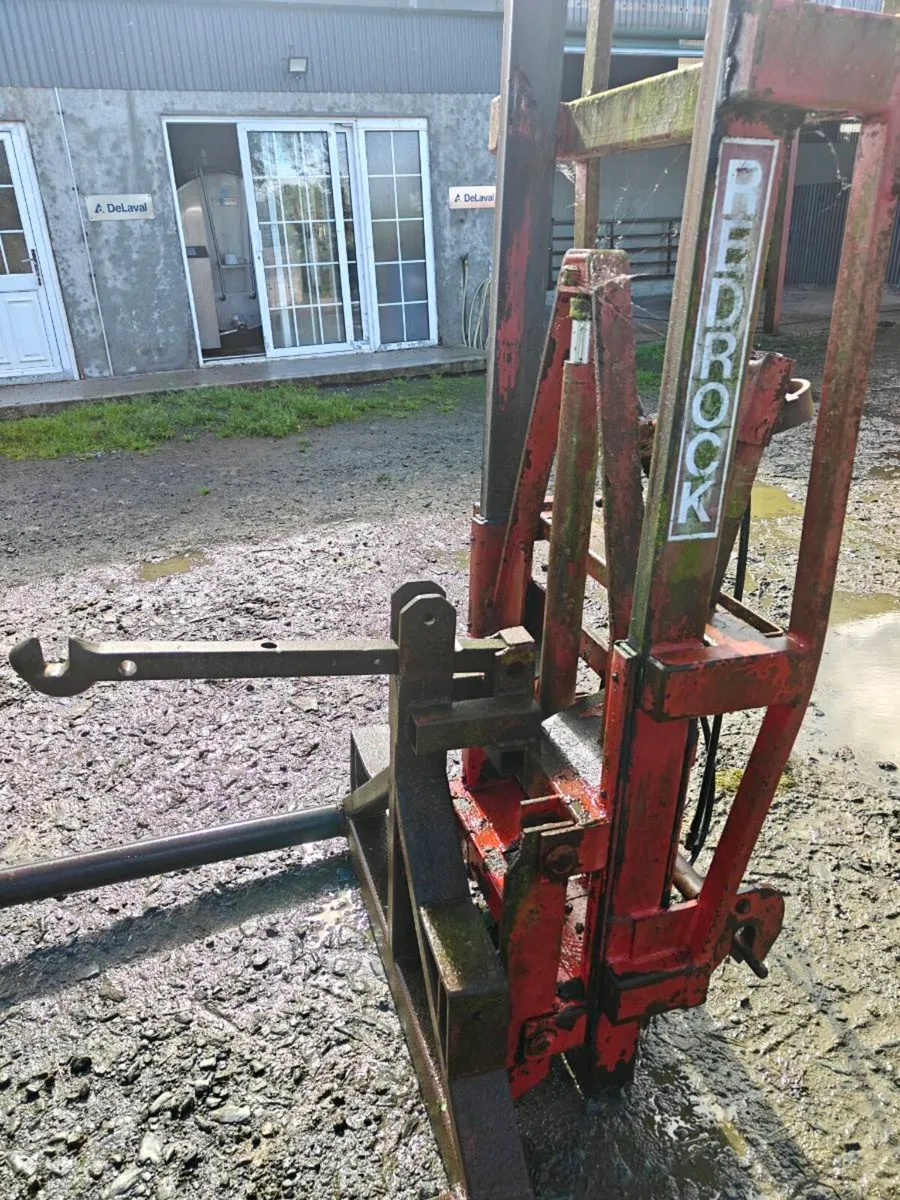 Bale Mast - Image 4