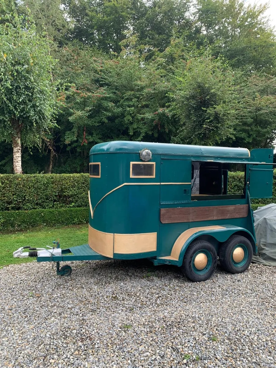 American Retro Original Catering Trailer - Image 1