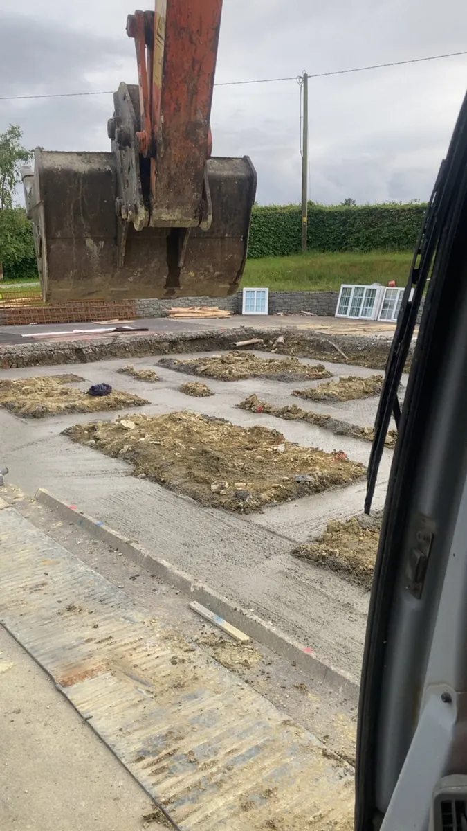 digger hire - Image 2