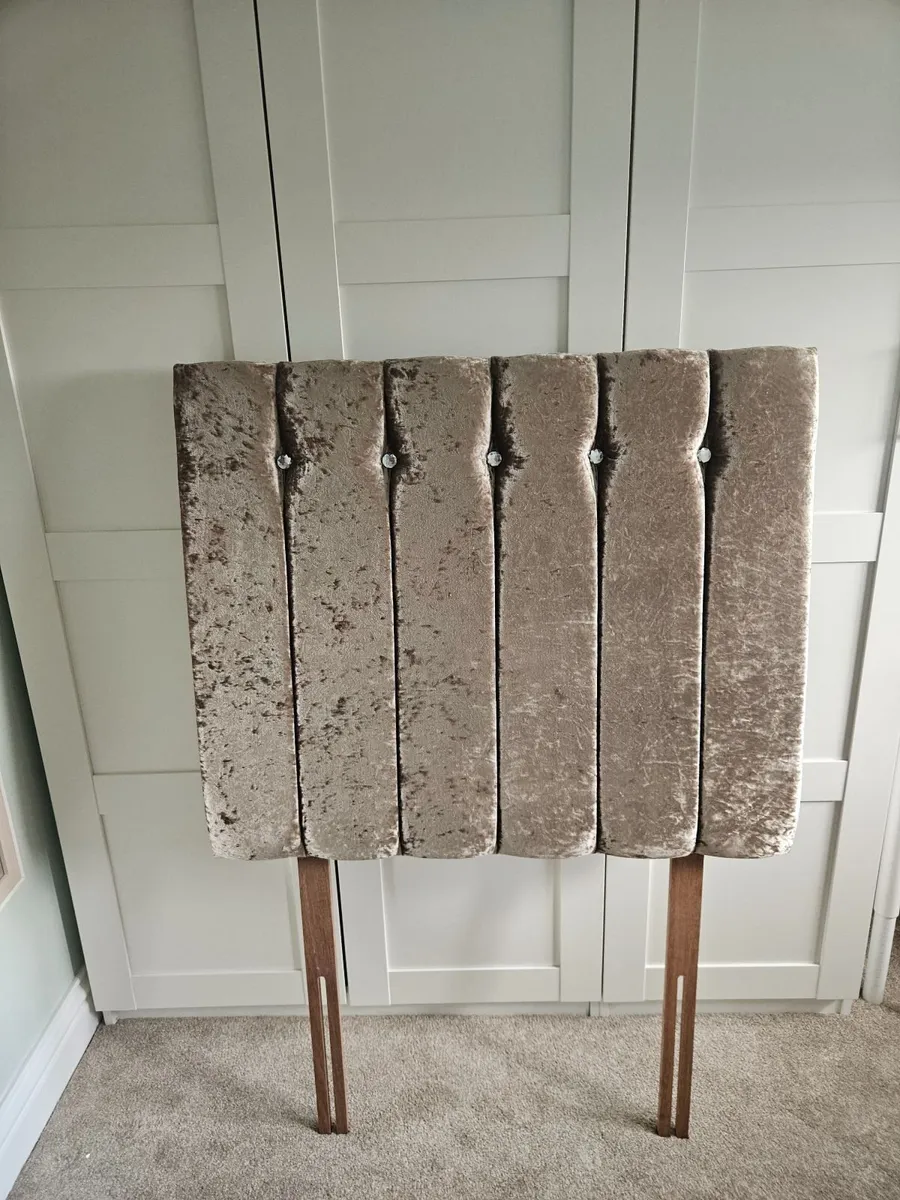 Velvet Headboard - Image 1