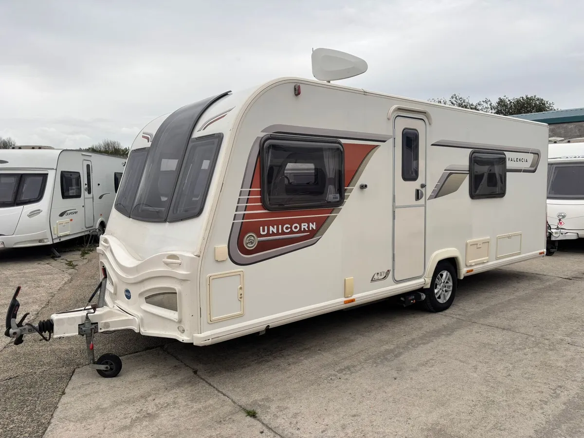 Bailey unicorn fixed bed caravan - Image 1
