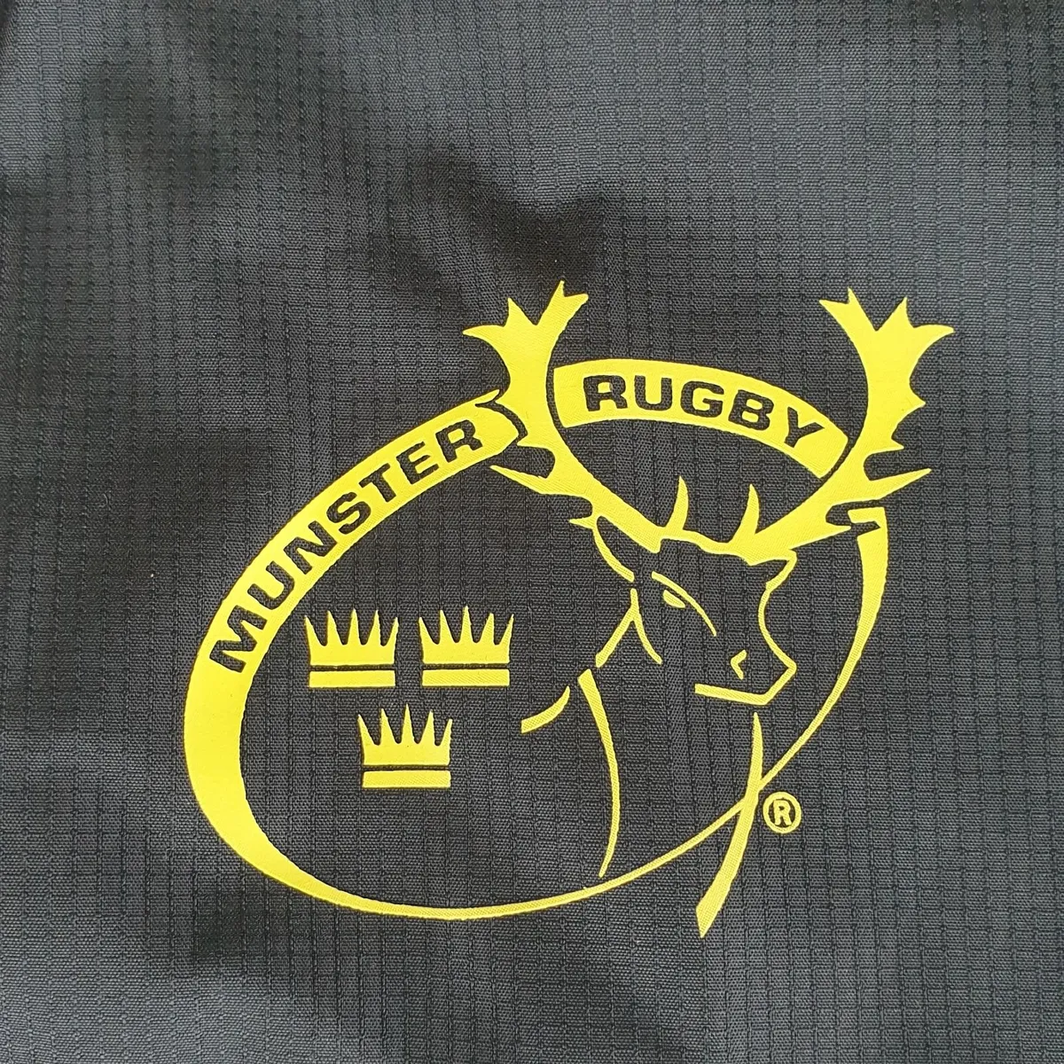 Munster rugby jacket Adidas size large NO hood - Image 3