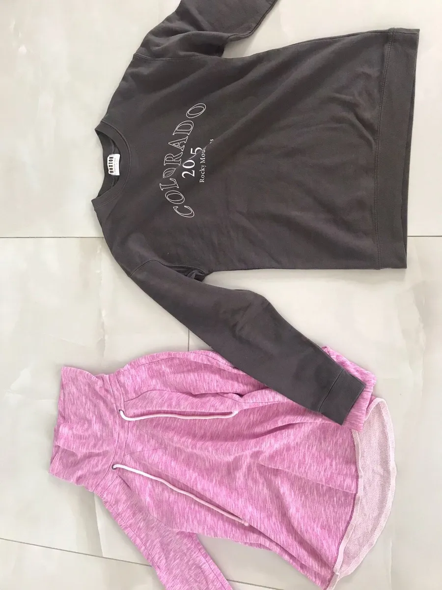 Women’s jumpers - Image 1