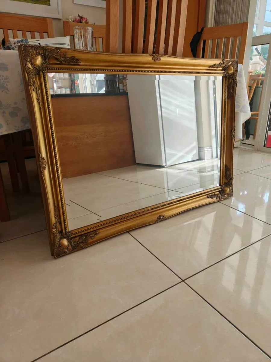 Mirror - Image 1