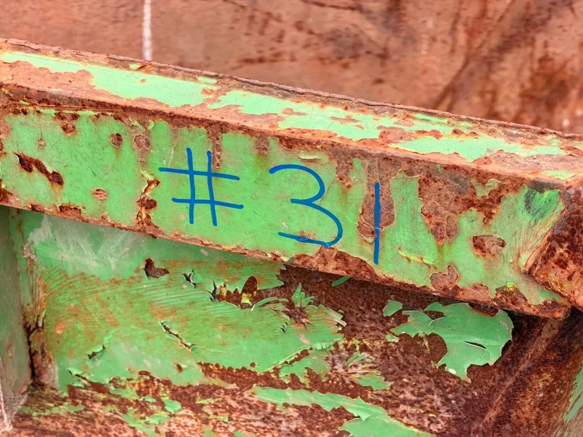 2 yard yrd chain lift builders rubbish rubble skip - Image 3