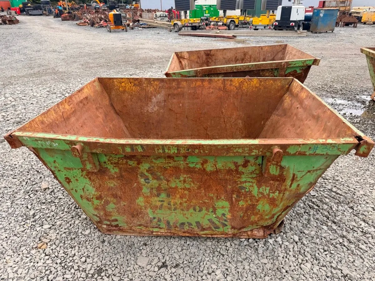 2 yard yrd chain lift builders rubbish rubble skip - Image 4