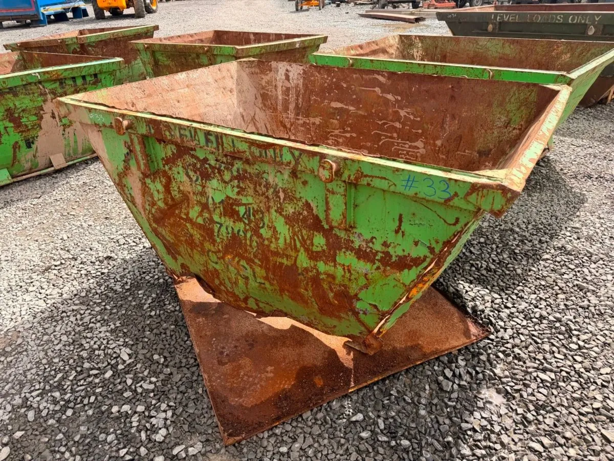 2 yard yrd chain lift builders rubbish rubble skip - Image 3