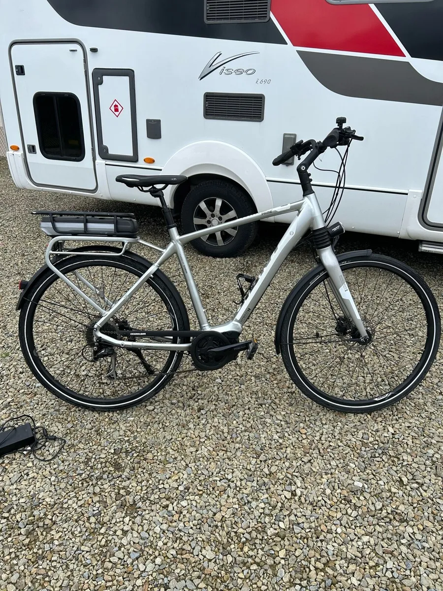 Giant Electric Hybrid Bike - Image 1