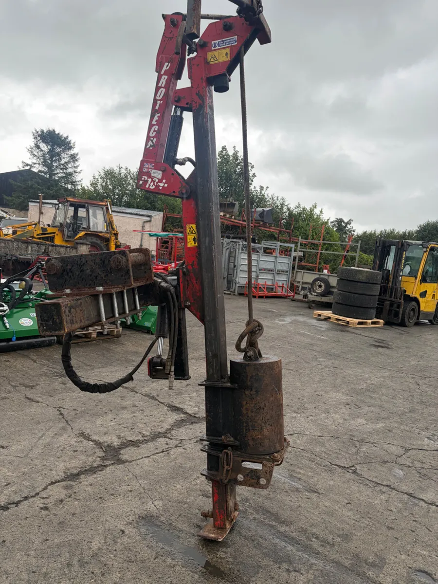 Protec Post Knocker to suit digger - Image 4