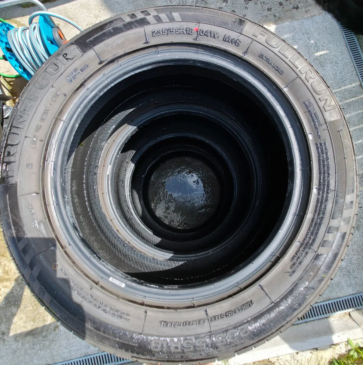 Tyres 235/55R18 - Image 2