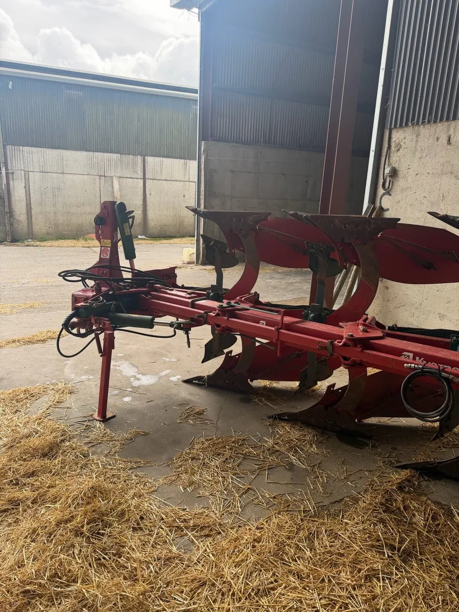 Farm machinery - Image 4