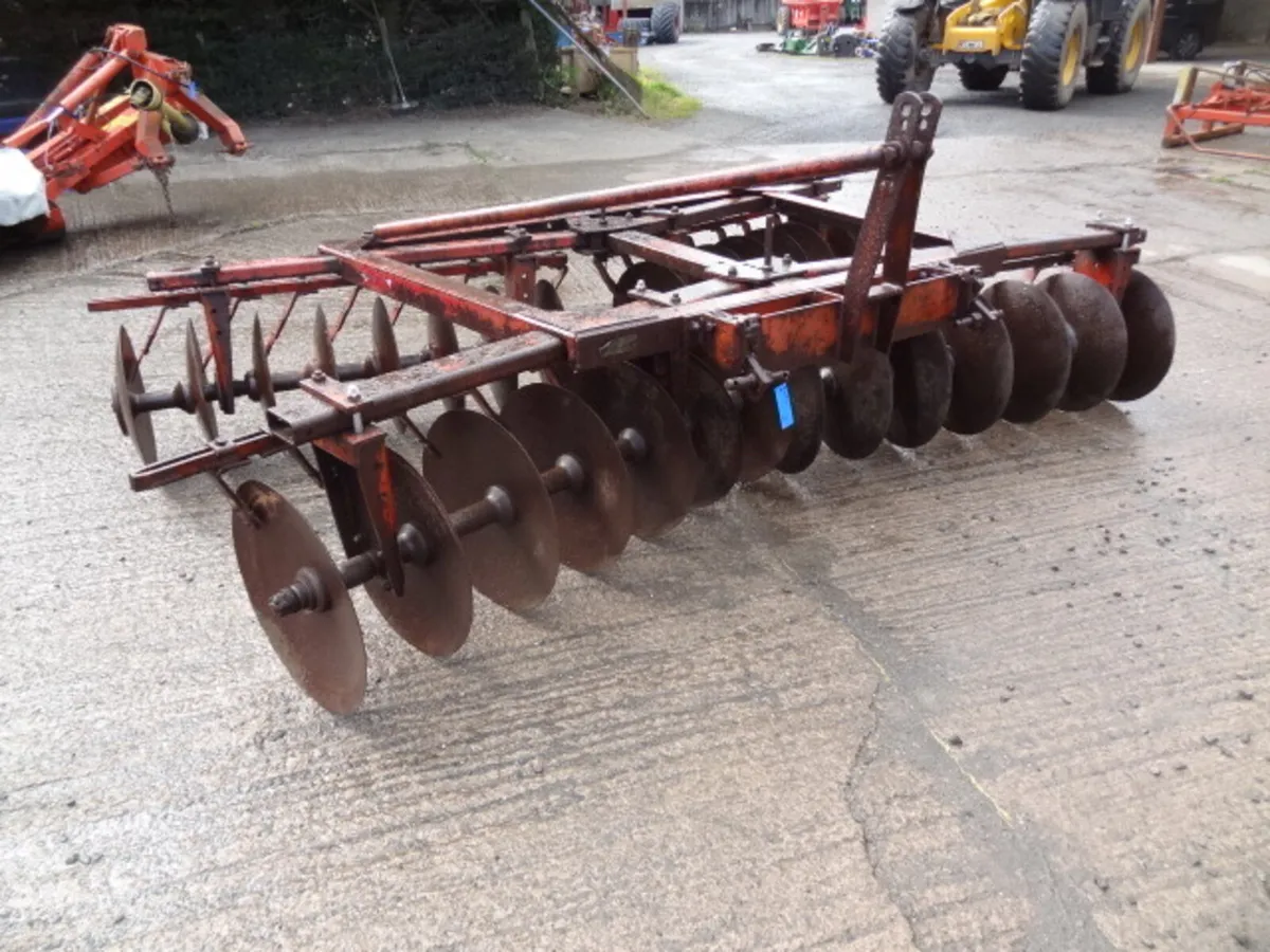 Massey Ferguson 28 10FT Mounted Disc Harrow - Image 3