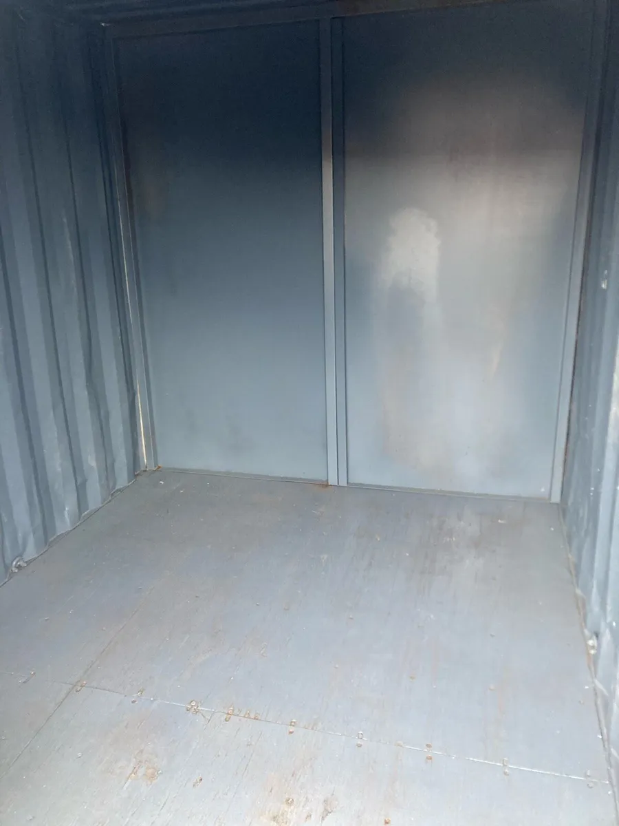 Shipping container. 10’. - Image 2