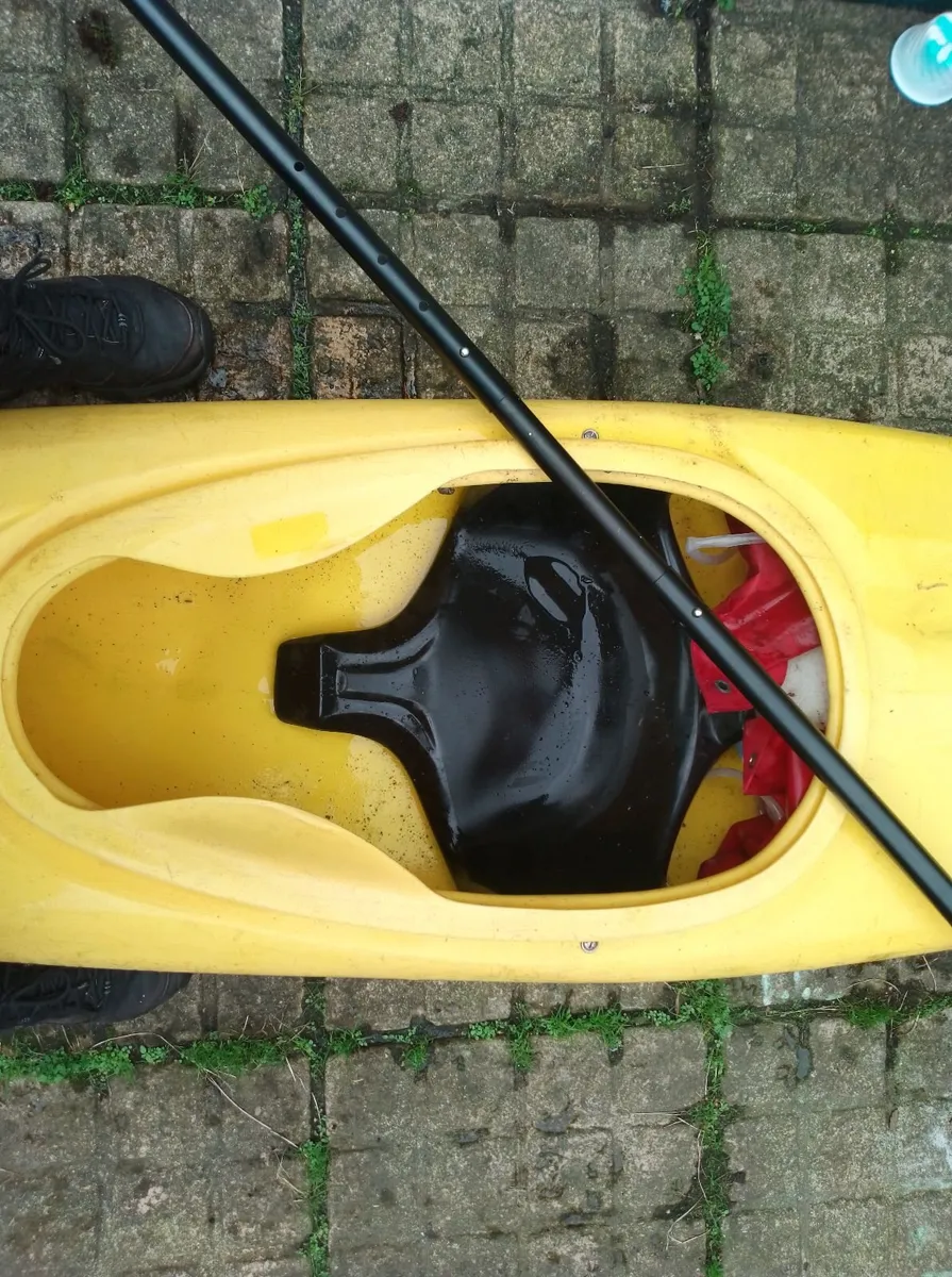Kayak - Image 2