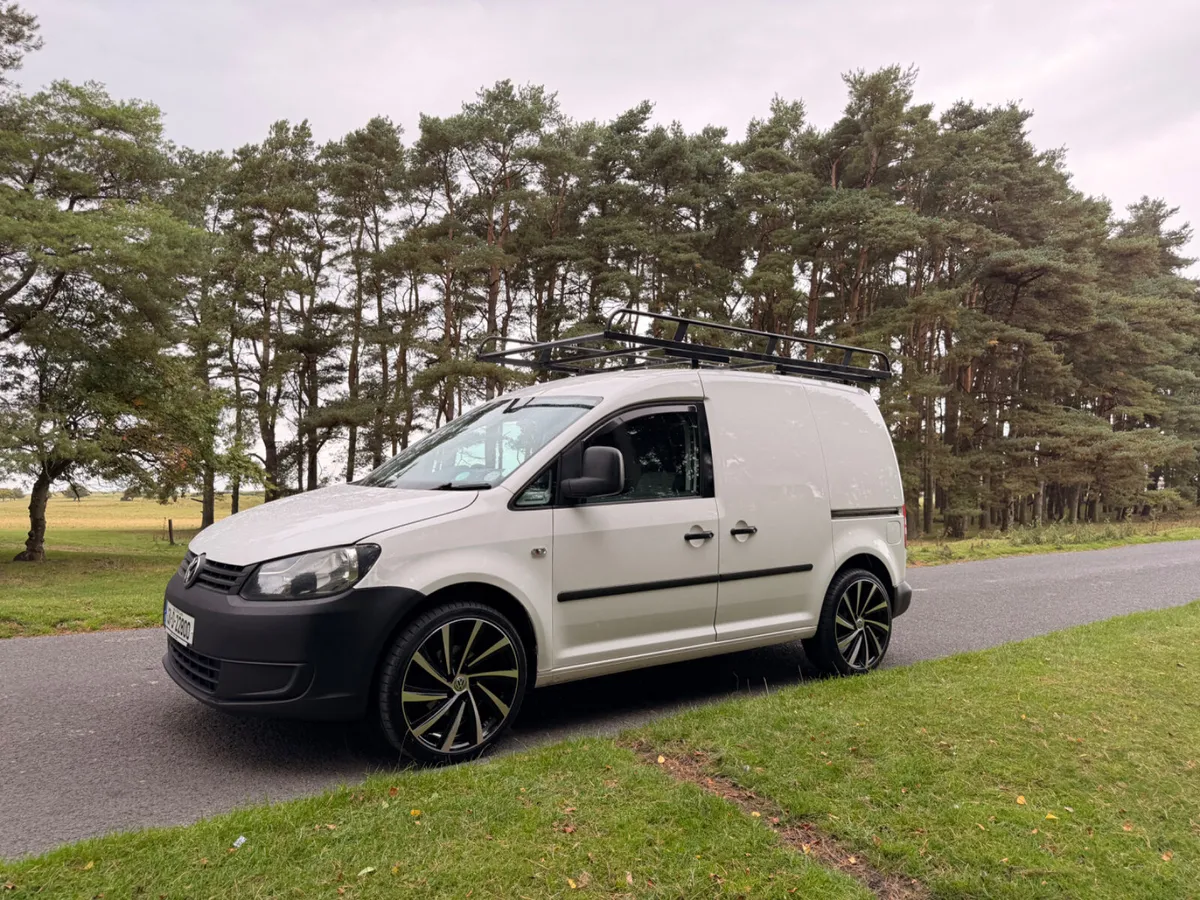 Volkswagen Caddy 2013 TDI 19” Wheels - Image 3