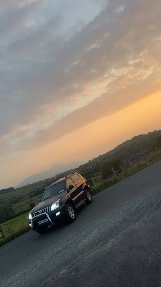 Toyota Land Cruiser - Image 2