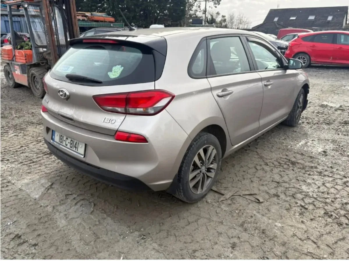 2018 Hyundai i30 1.6 diesel Only 140,000 kms - Image 1