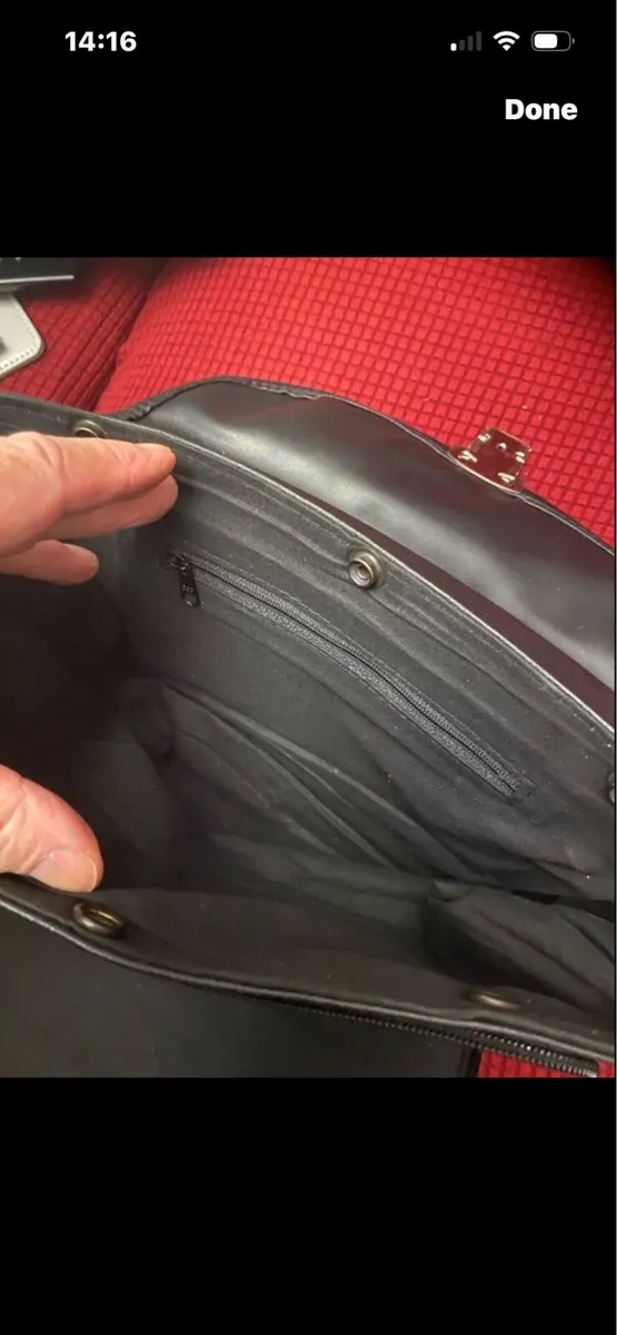 Runaway Shoulder Bag - Image 4