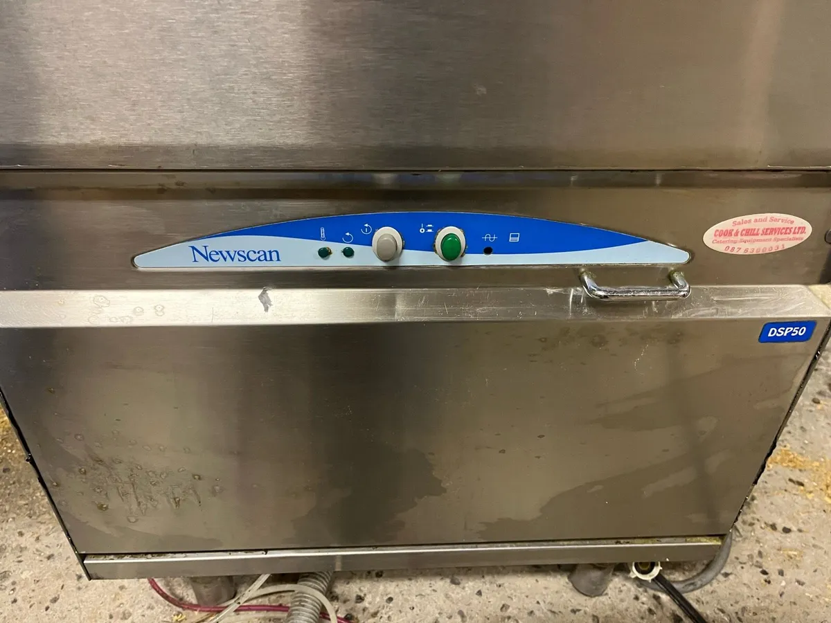 Pass Through Dishwasher & Ice Machine - Image 4