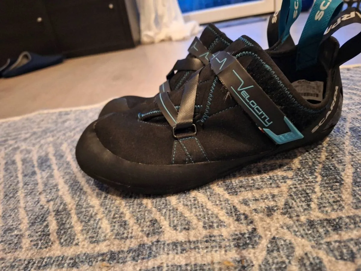 Scarpa Velocity V climbing shoes - Image 4