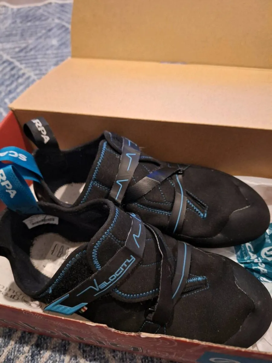 Scarpa Velocity V climbing shoes - Image 1