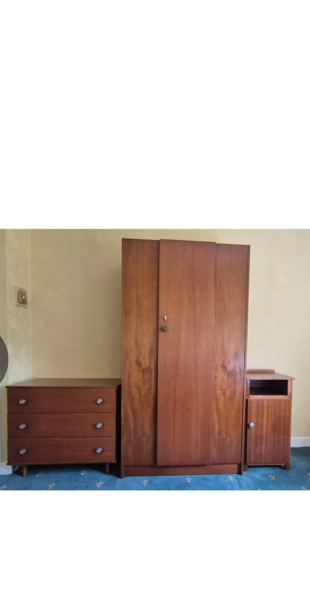 FREE! FREE! Bedroom Furniture - Image 2