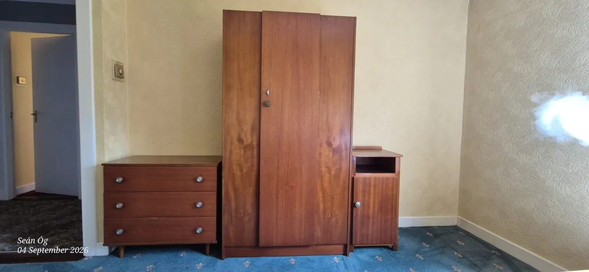 FREE! FREE! Bedroom Furniture - Image 3